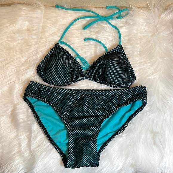 *3/$15* Nwot Juniors Two Piece Bikini Swimsuit - Picture 1 of 7